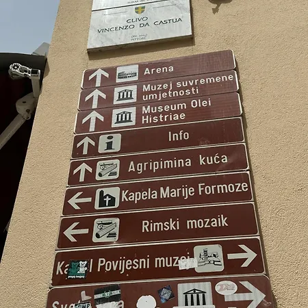 Lejlighed Westate Modern In Old Town - Free Parking Pula