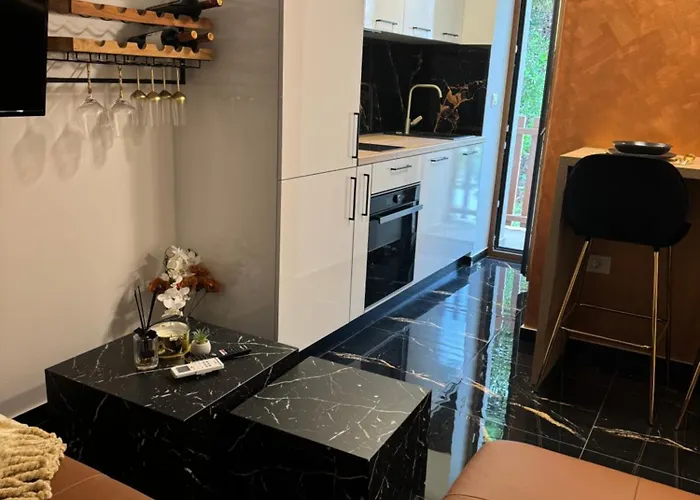 Westate Modern In Old Town - Free Parking 아파트 *