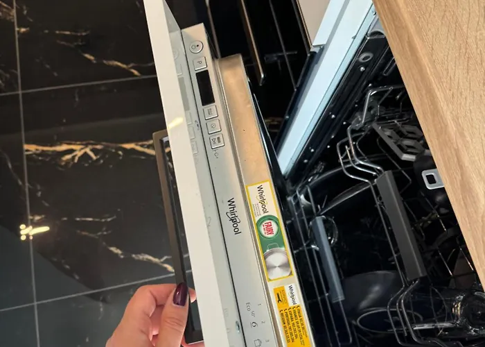 Westate Modern In Old Town - Free Parking *